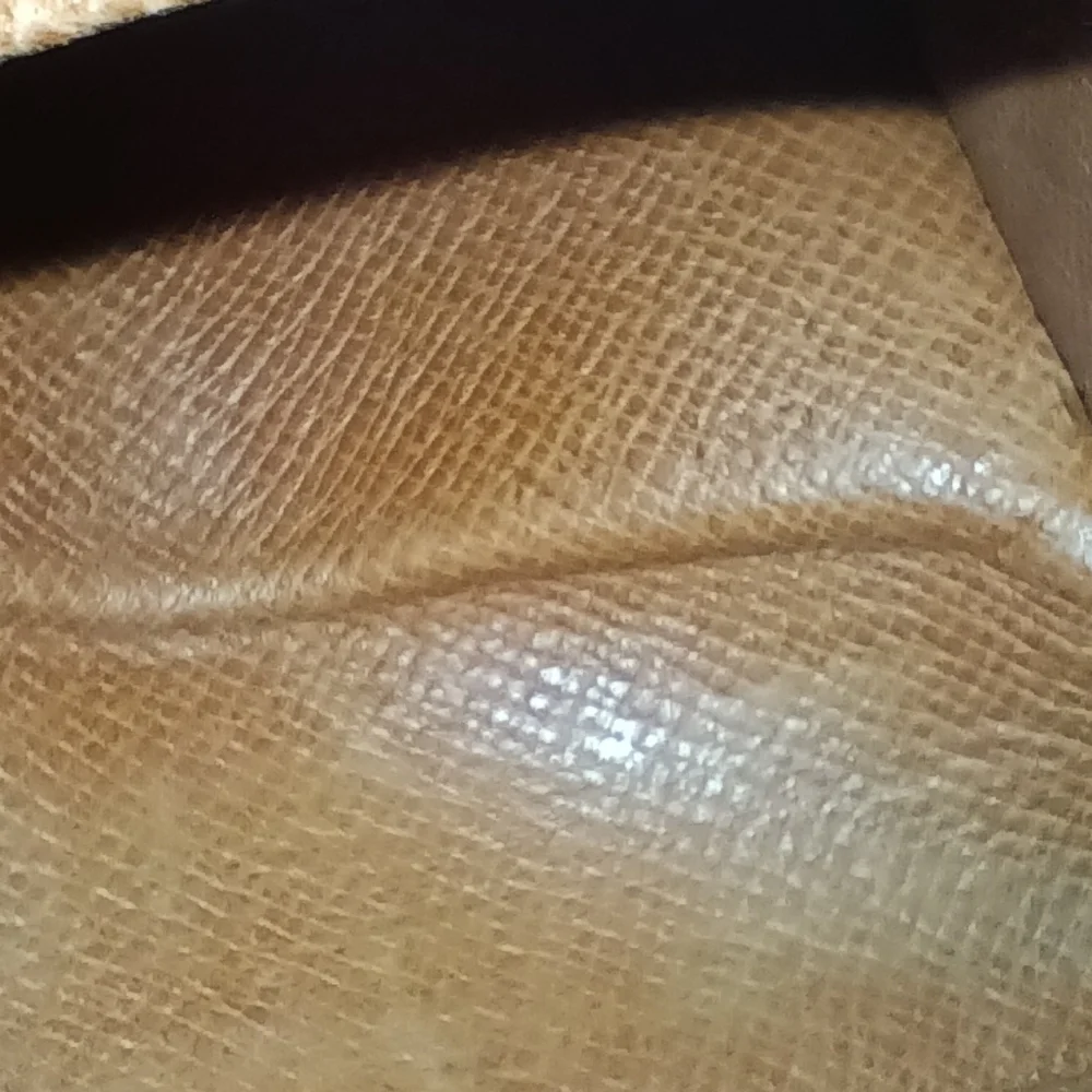 LOUIS VUITTON Vintage. CANVAS BI-FOLD MONOGRAM  WALLET. Men’s